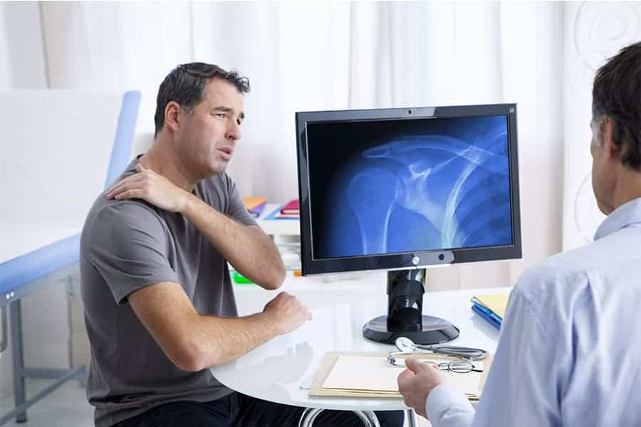 consultation calmer douleur epaule lever bras tendinite clinique jouvenet epaule chirurgien orthopediste paris specialistes epaule paris